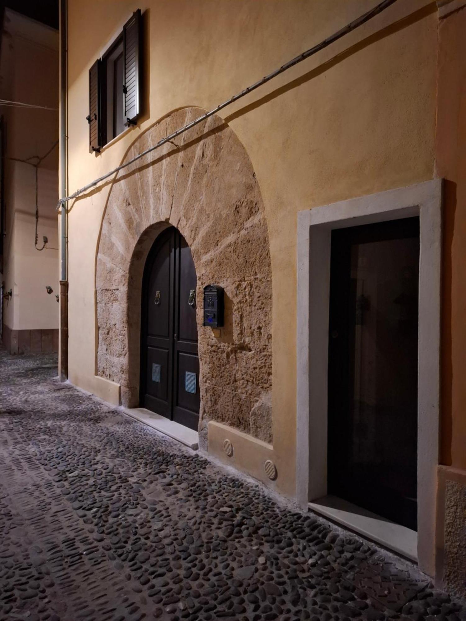 Suite "La Finestra Su Alghero" ภายนอก รูปภาพ